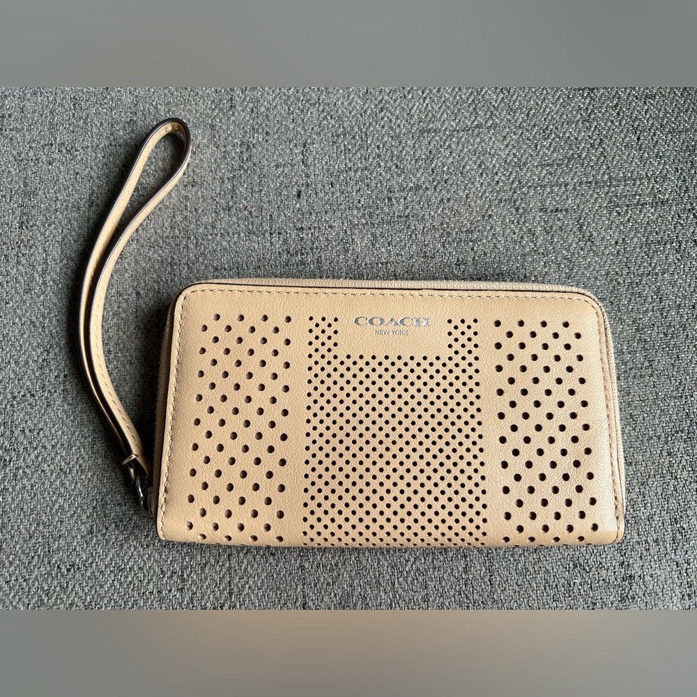 Coach Bleecker Perforated Leather wristlet Like new